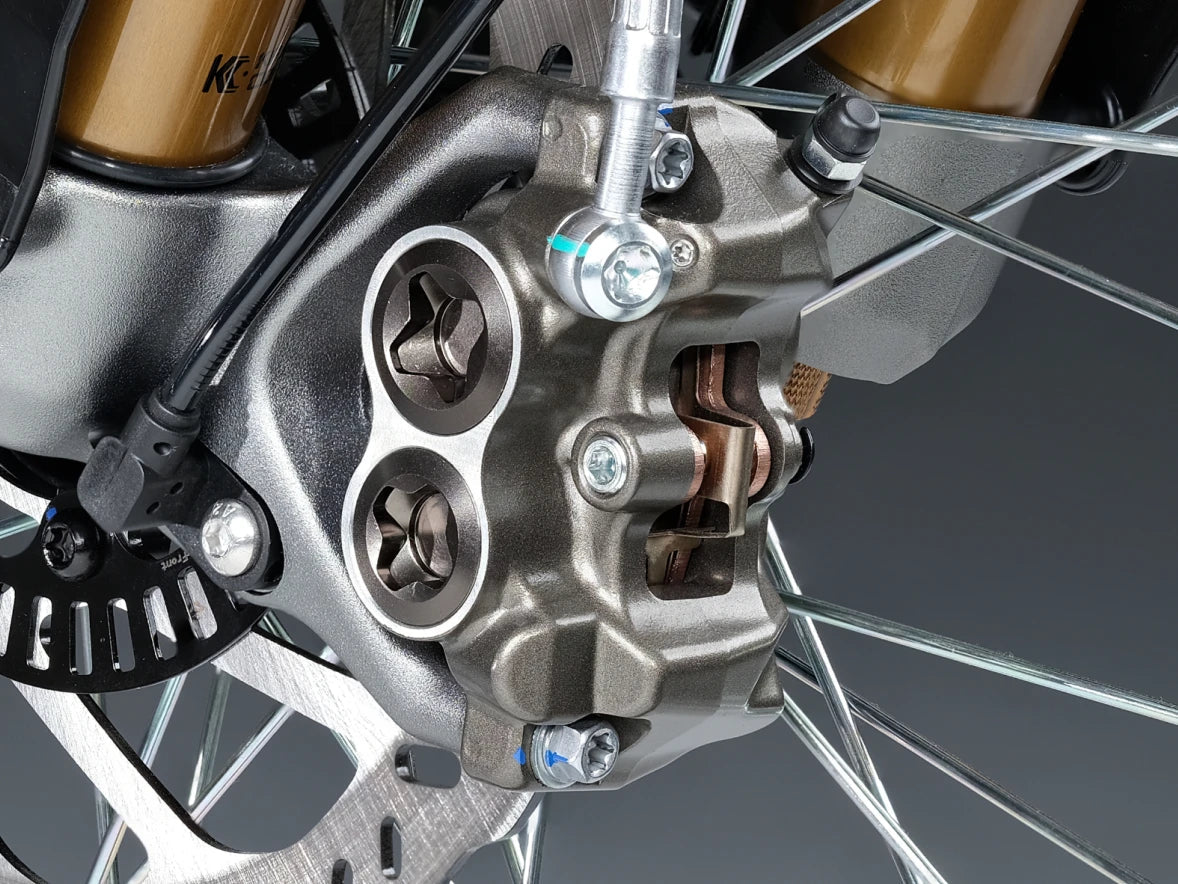 Étrier quatre pistons de la Light Bee 2